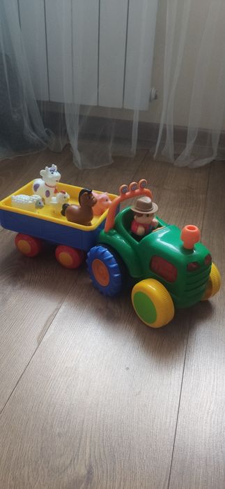 TRAKTOR  FARMER Zwierzęta DUMEL zabawka interaktywna
