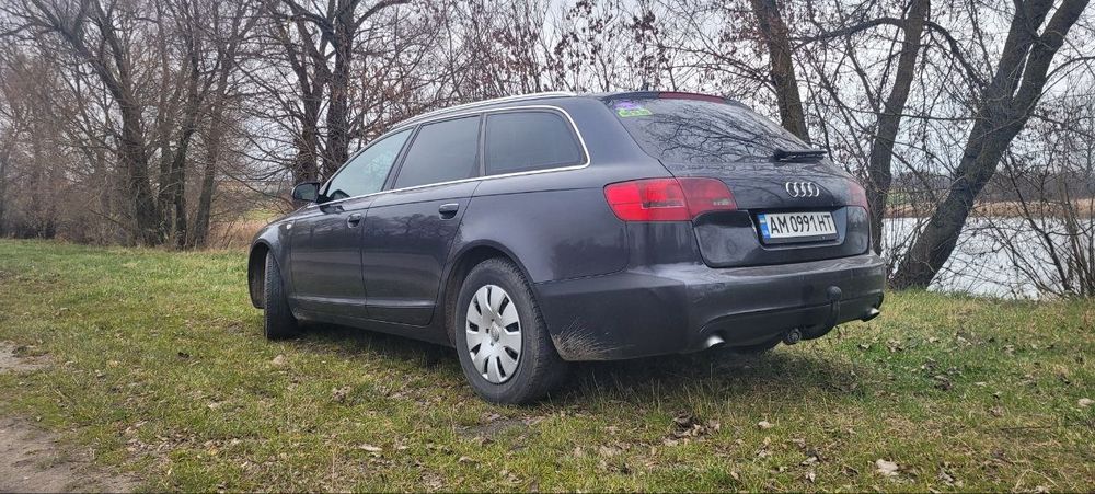 Продам Audi A6 C6 2.0 CVT 140л.с 2008