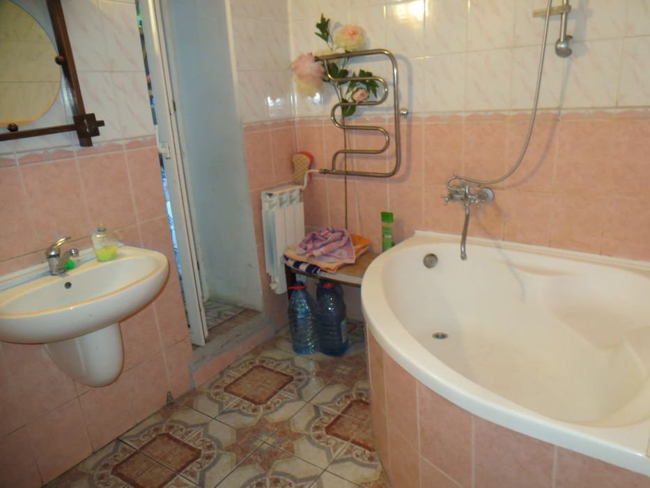 Сдам комнату в коммуне.Центр.Звоните