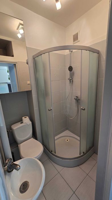 Gotowa kawalerka z WINDĄ i BALKONEM! Wchodzisz i mieszkasz!