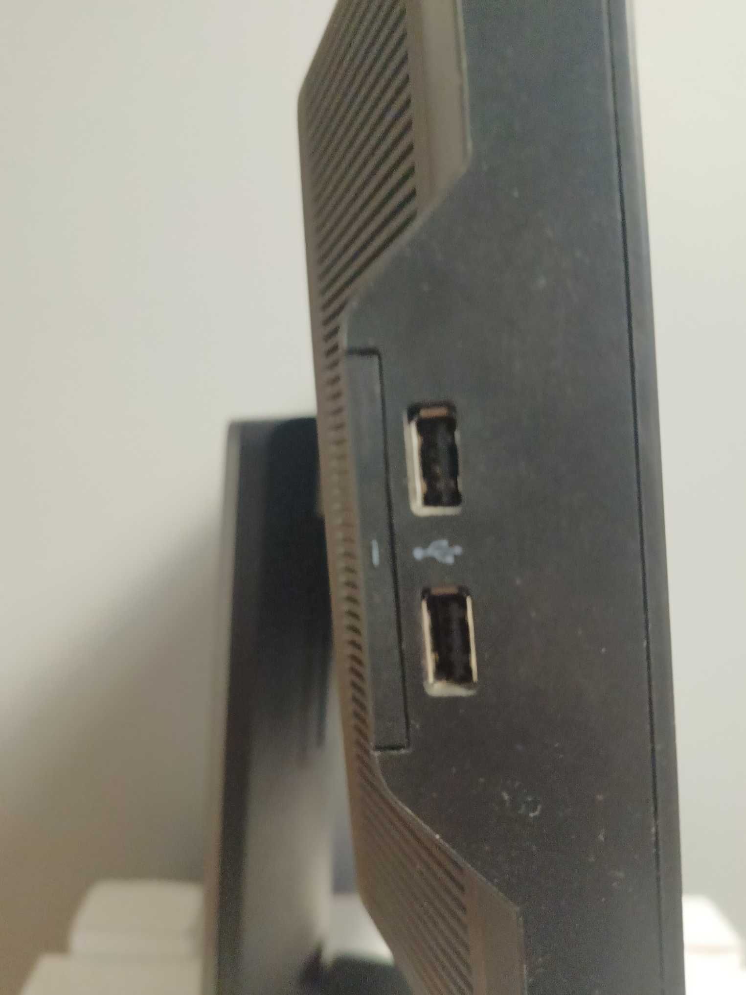 2x Monitor HP Z24i