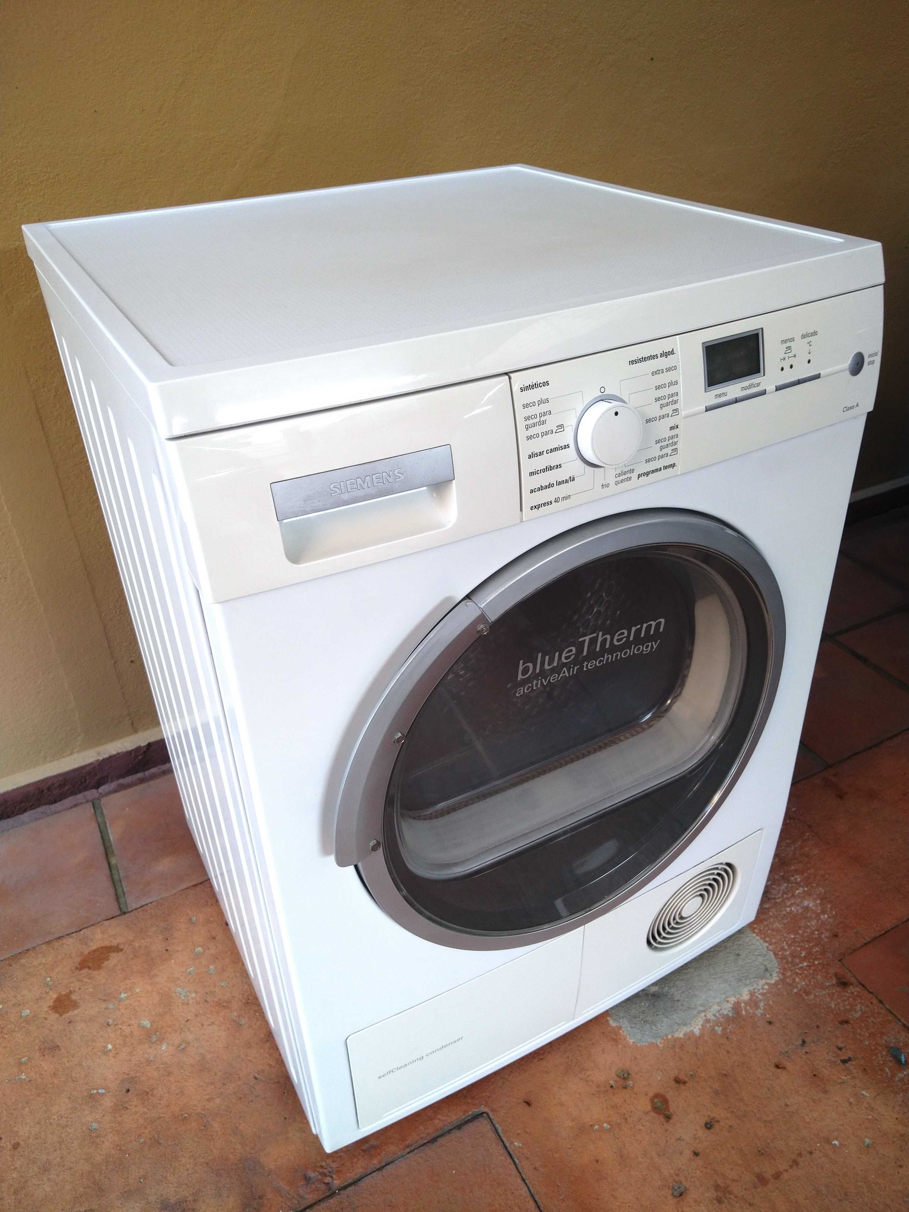 Secadora Siemens WT46W570EE