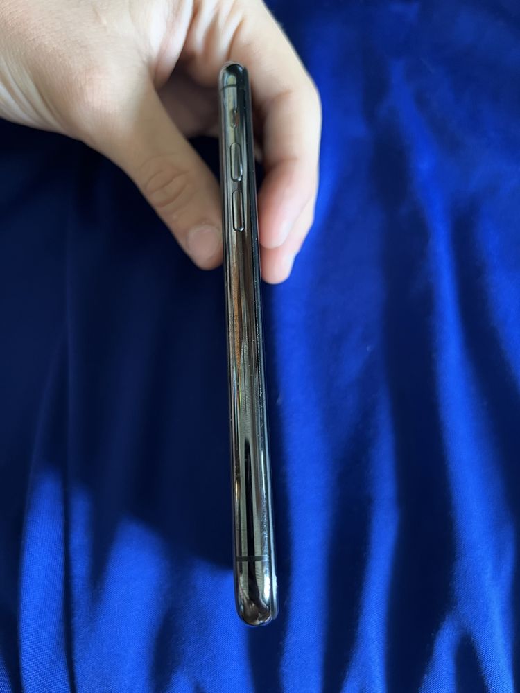 iPhone 11 Pro 64GB — отличный рабочий вариант с нюансами