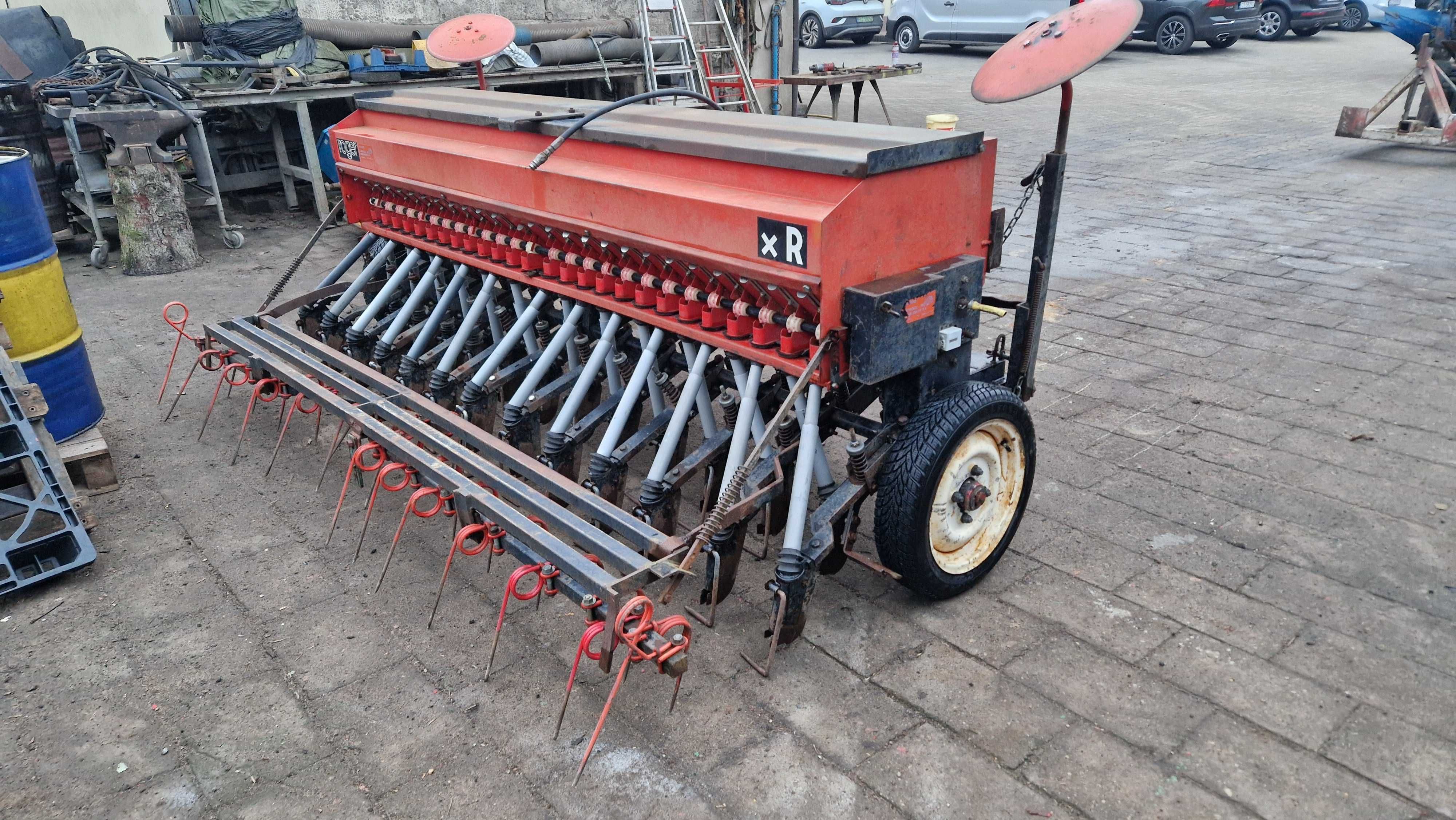 Siewnik ROGER xR