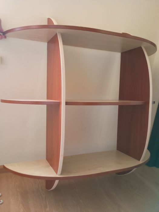 Настінна полка, Ламіноване ДСП