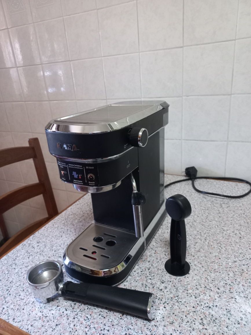 Máquina de café Flama 1266FL