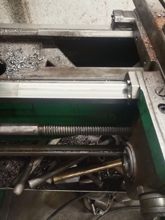 Tokarka uniwersalna TUE 40