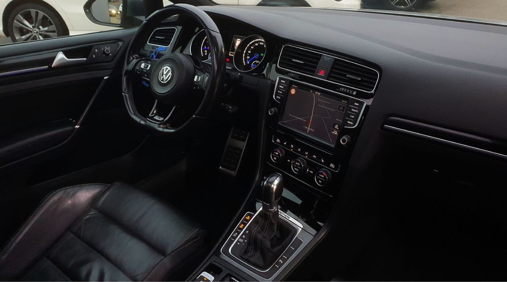 VW Golf 7R 400cv - Full Extras - Material Performance - C/ Novo