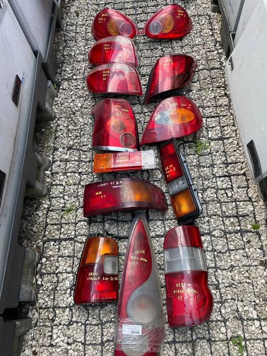 LAMPY TYŁ LEWE PRAWE TOYOTA