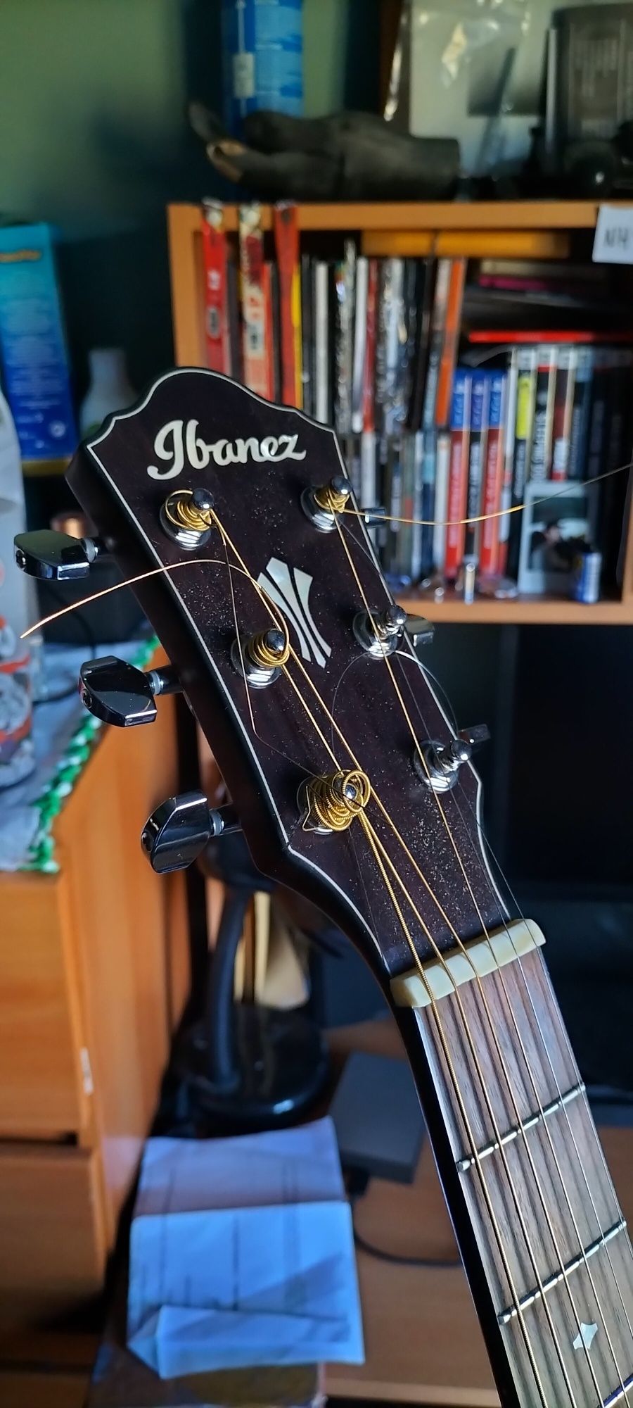 Guitarra Acústica Ibanez aeg220-lgs