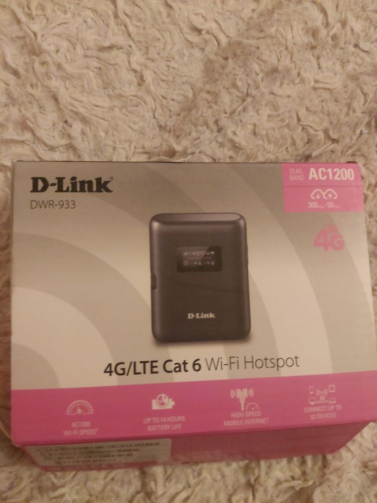 Продам роутер D-Link WDR-933  почти новый