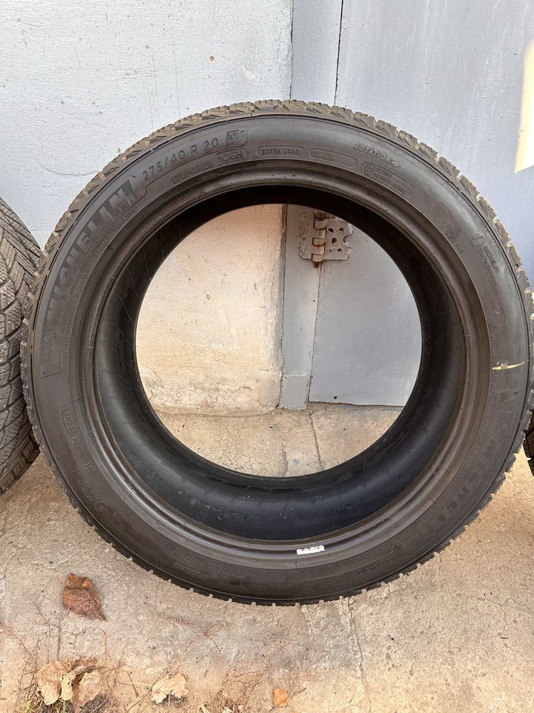 Резина комплект різноширокий зимній MICHELIN X-Ice Snow