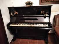 Piano Alemão  th.Staglich,Wittenberg.