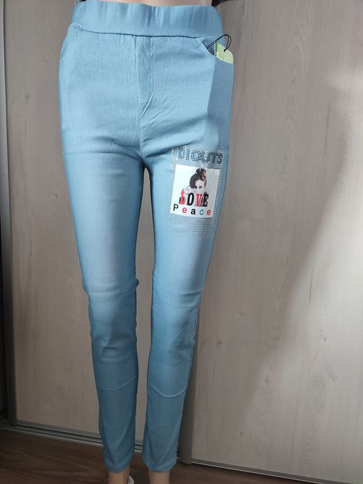 Legginsy damskie firmy Eleuek roz L, jasnoniebieski  z aplikacją i cek