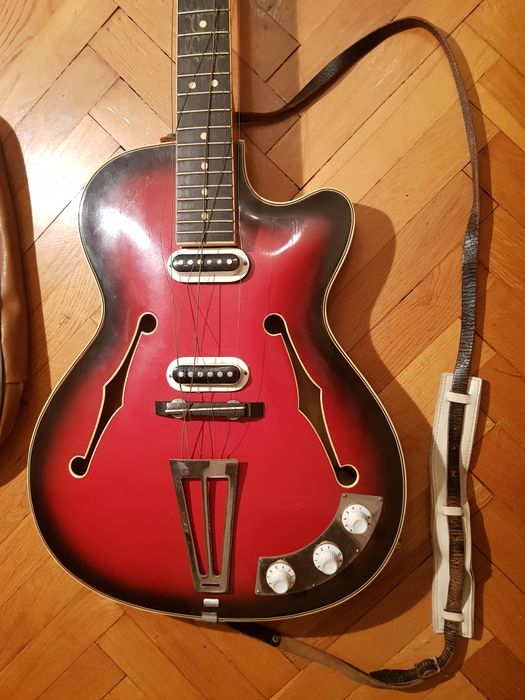 Gitara elektryczna 12-strunowa Defil Tarantella z orygi. pokrowcem