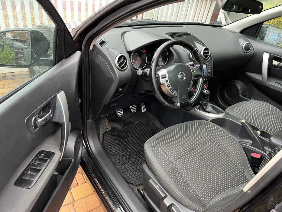 Nissan Qashqai 1.5 dci-2010rKlimAbsAluElektrSzklnDachKraj Fvat ZANIANA