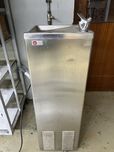 Bebedouro de água com refrigeração