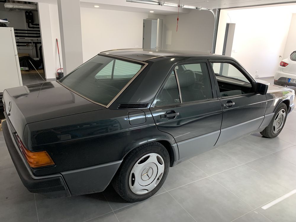 Mercedes-Benz 190