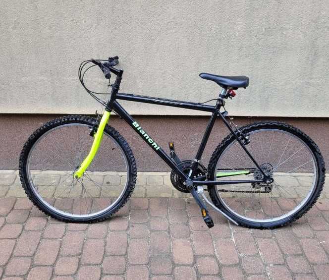 Czarny rower szosowy Bianchi f i v edoardo bianchi prl