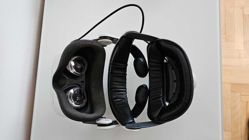 Oculus Quest 2 256 GB – komplet akcesoriów, bardzo dobry stan
