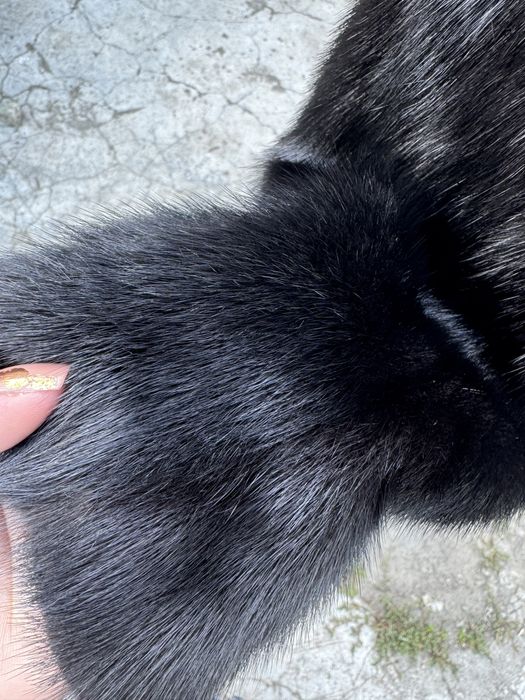 Продам норковую шубу