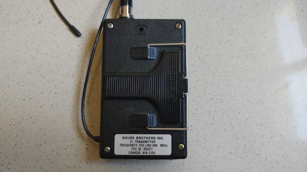 Радиосистема Shure с наголовным микрофоном Shure PGA31