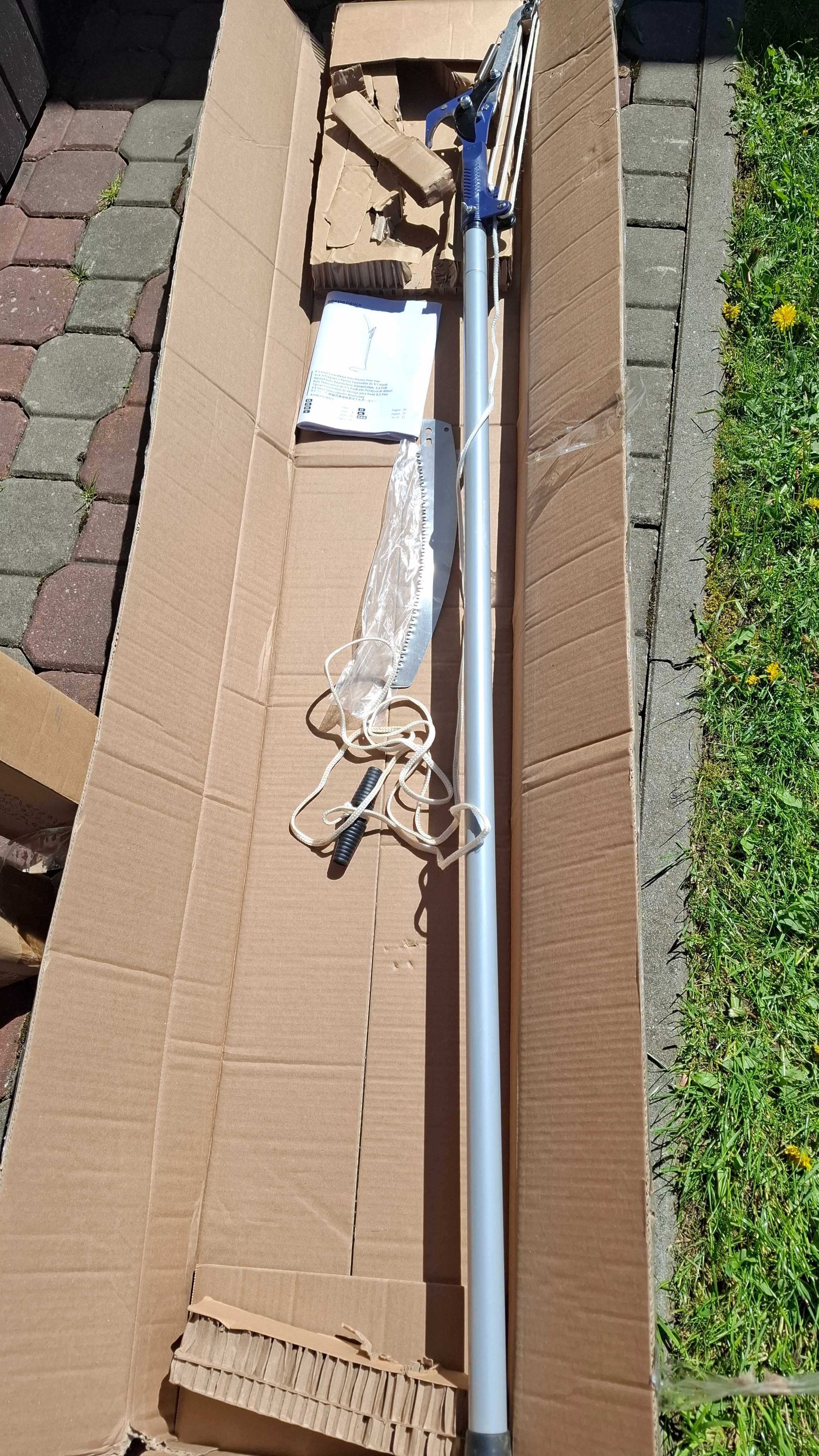 Sekator, Piła do przycinania gałęzi, teleskopowy Amazon Basics,