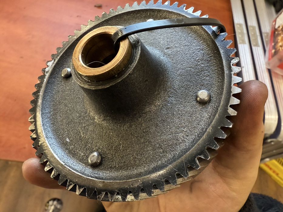 Kosz sprzęgłowy Simson S51 SR50 S53 Schwalbe KR51/2 org DDR wysyłka