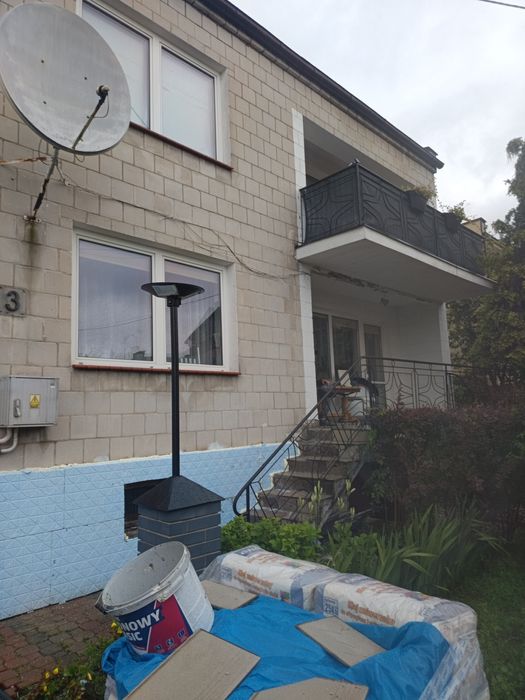 Wykonuje usługi ogólnobudowlane