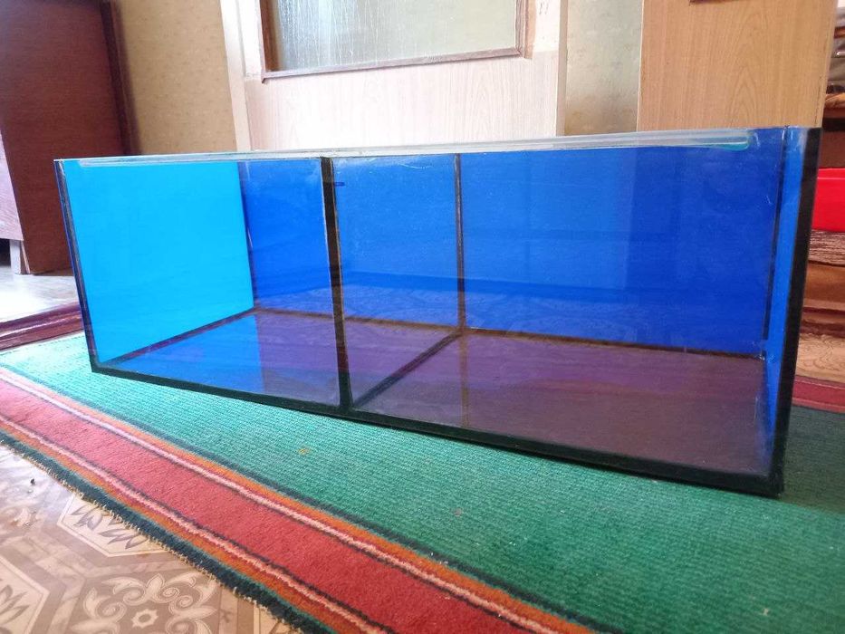 Аквариум на 100л  б/у