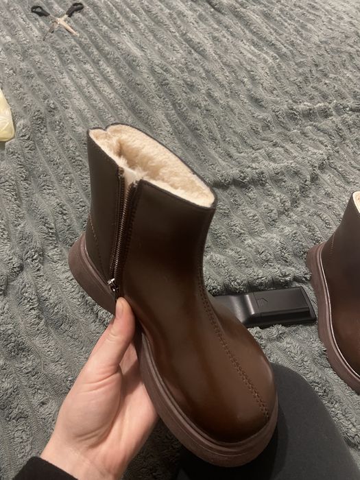 Зимові ботинки для дівчинки