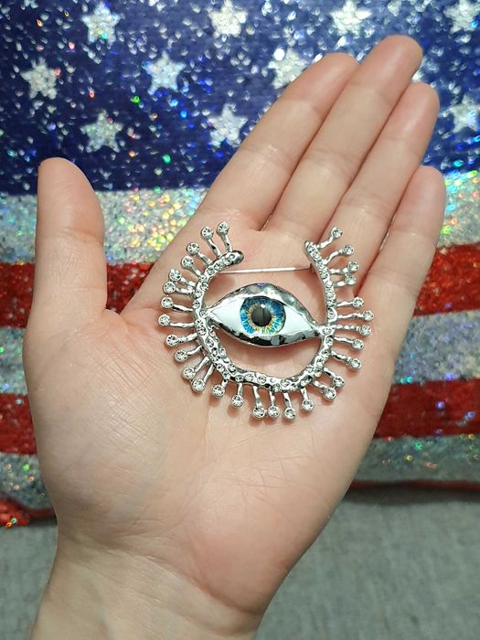 Broche pregadeira alfinete de peito surrealista olho colorido prateado