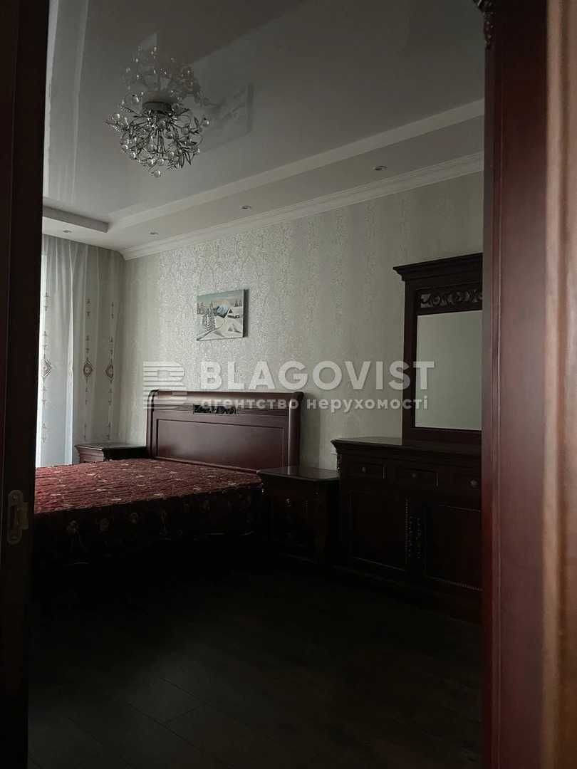 Продаж 3-кім квартири на вул Бориса Гмирі, 17