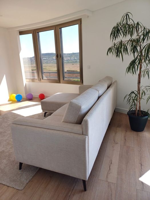 Sofá Novo com as dimensões 2,55x1,60 de Chaise longue