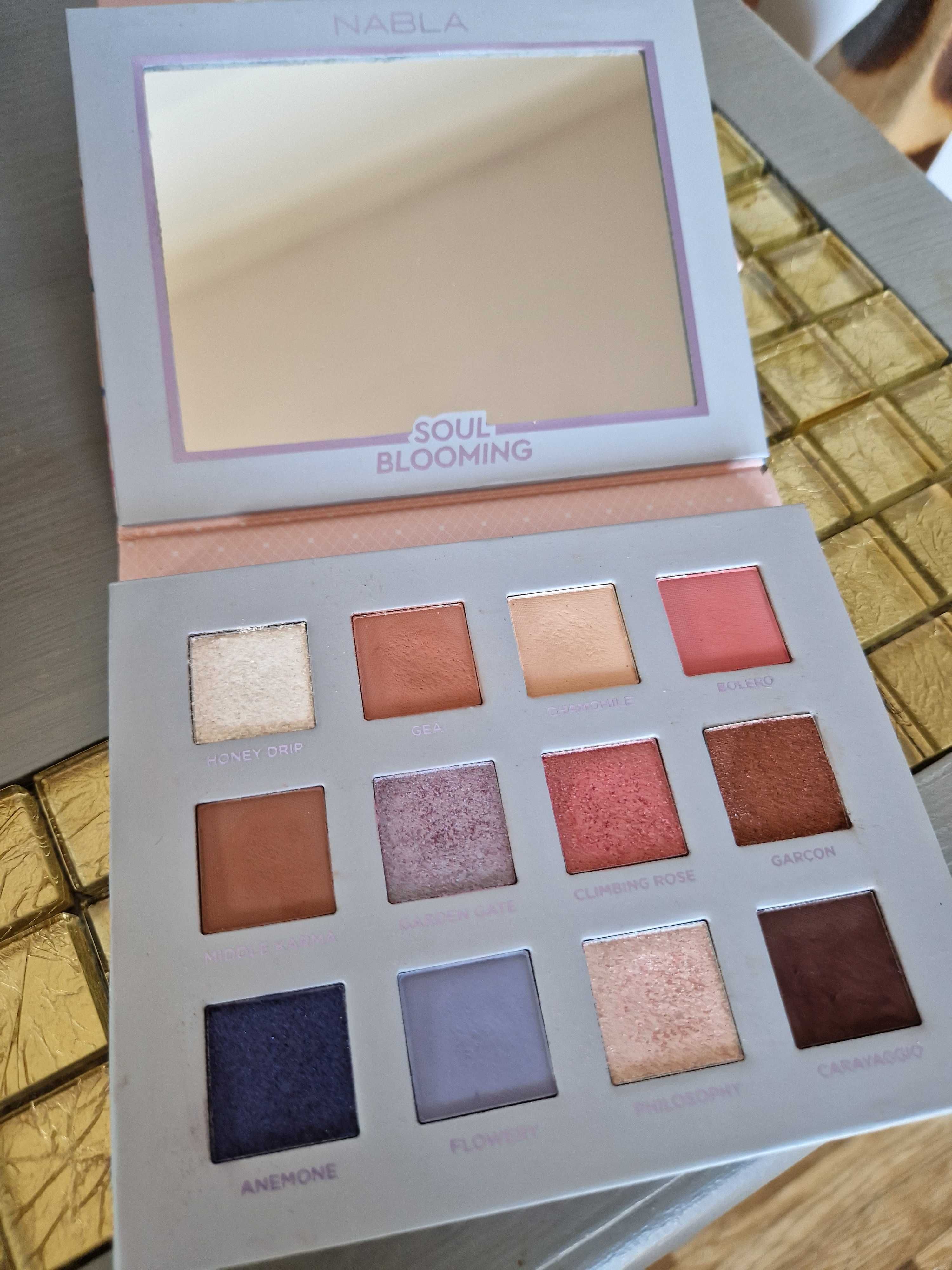 Paleta Nabla Soul Blooming