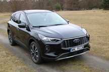 Ford Kuga Hybryda Plug-in najbogatsza wersja TYTANIUM 2023r. model 2024r.
