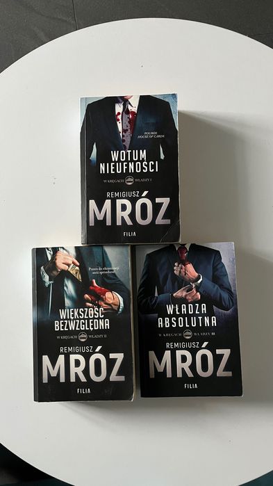 Remigiusz Mróz W kręgach władzy I-III 3 książki