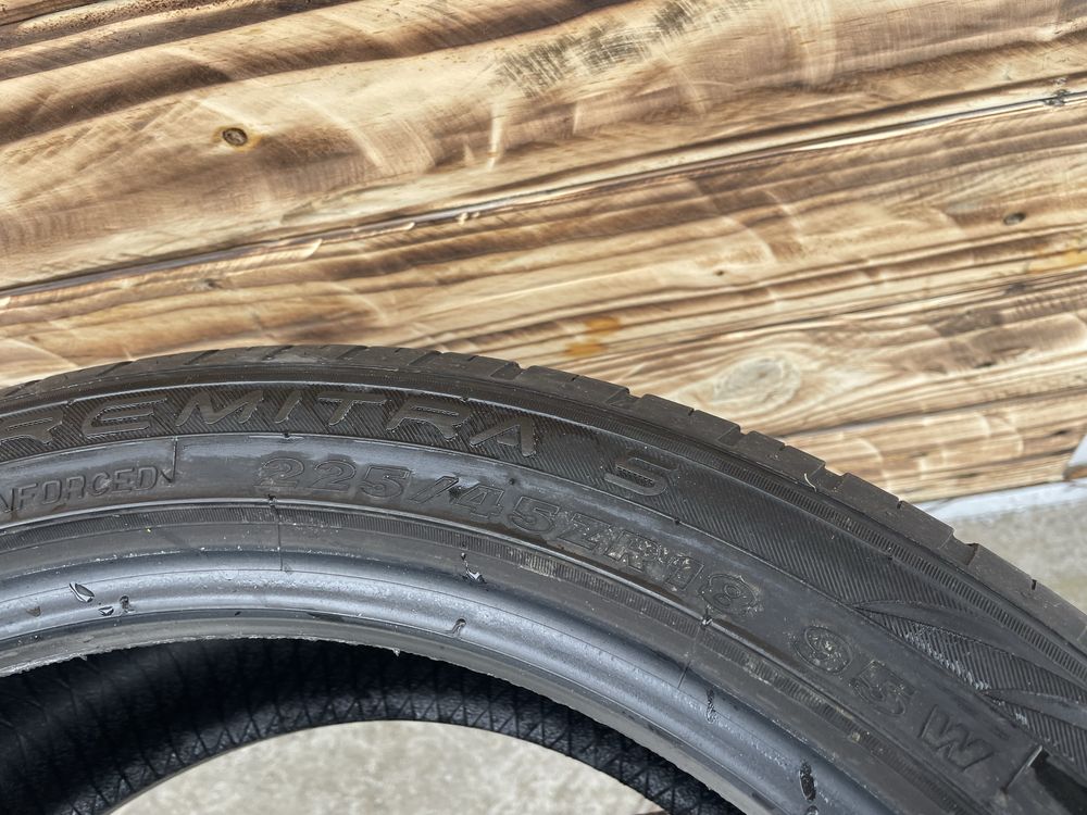 Шини бу 225/45 r18 літо 24 рік