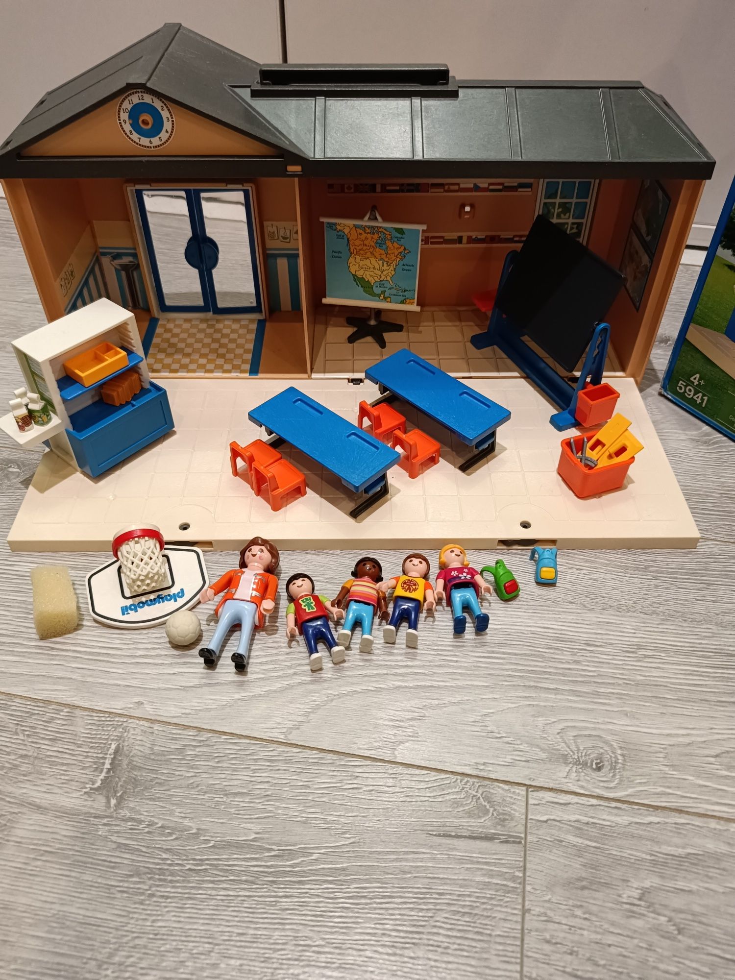 Playmobil szkoła przenośna 5941