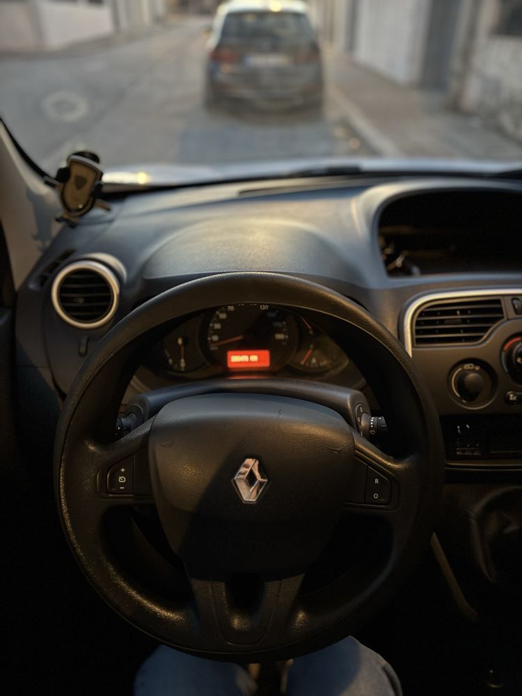 Carro Renault Kangoo