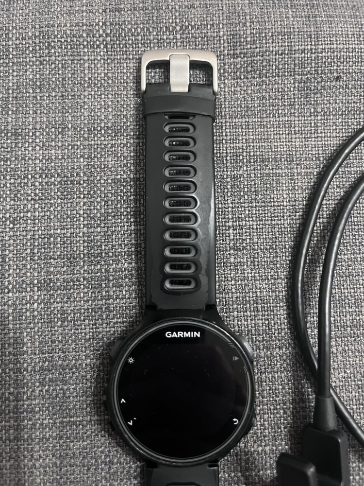 Zegarek Garmin Forerunner 735xt