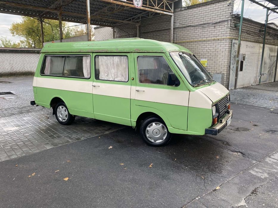 Мікроавтобус пасажир РАФ , на ходу, на ГАЗу, з документами порядок
