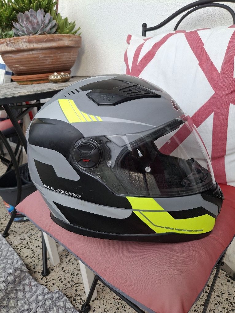 Capacete de mota