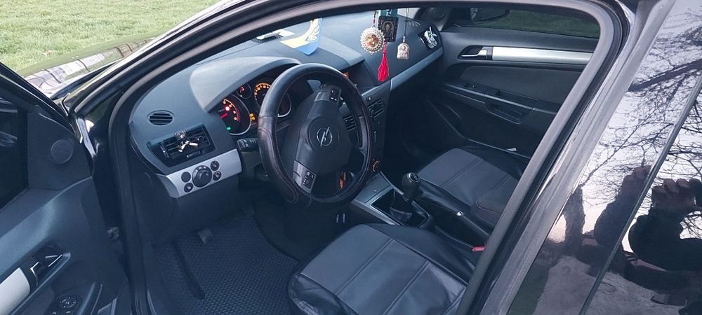 Opel Astra h 1.6 benzin