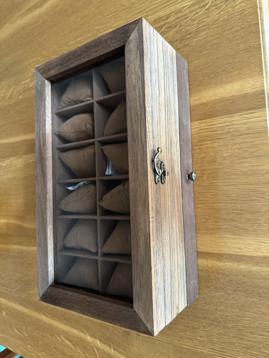 Nowe pudełko na zegarki i biżuterię Songmics z oryginalnym opakowaniem