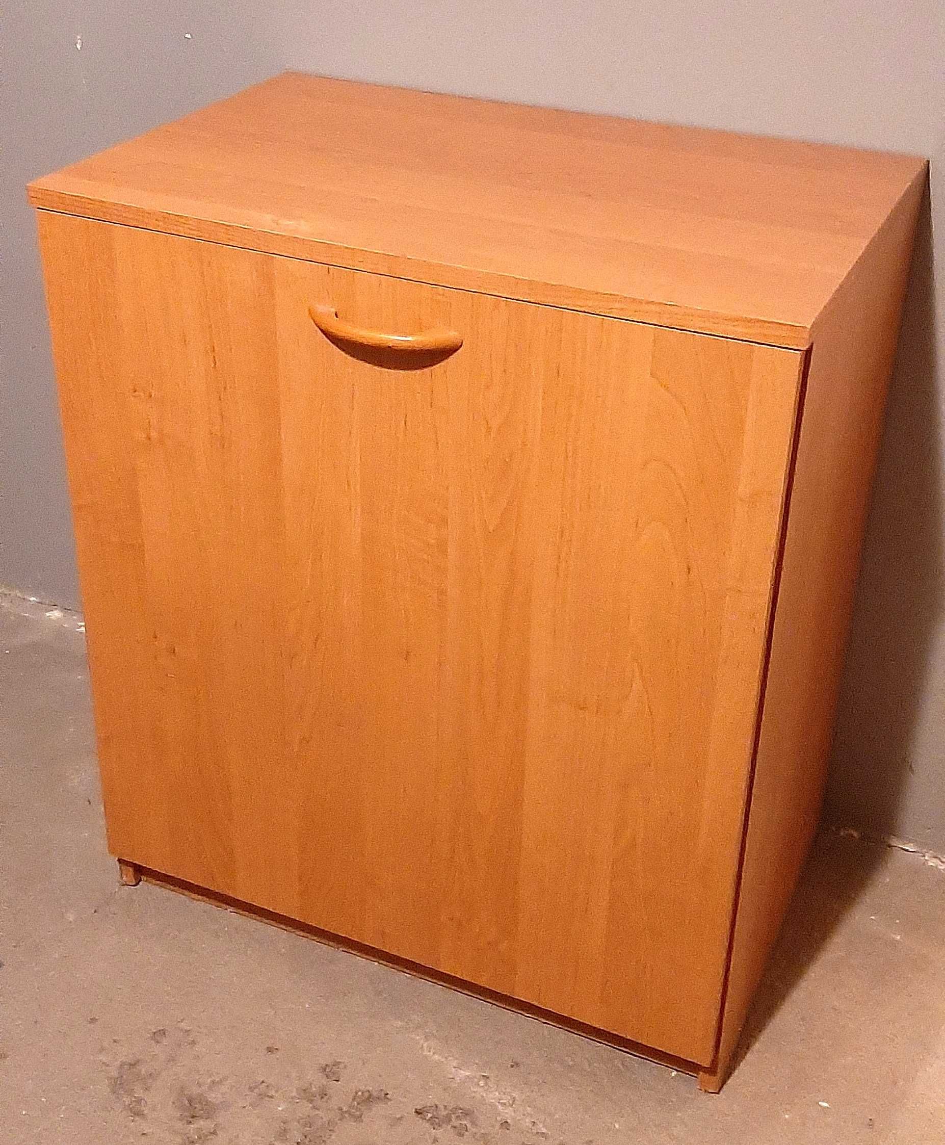 Bieliźniarka, szafka stojąca - jabłoń 65x42,5x77