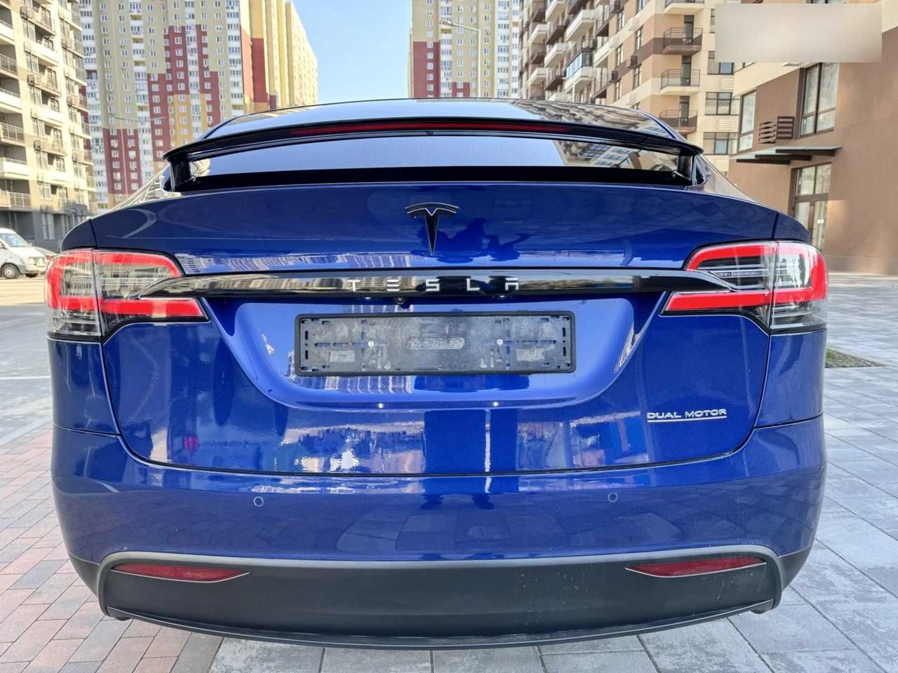 Tesla Model X 2020