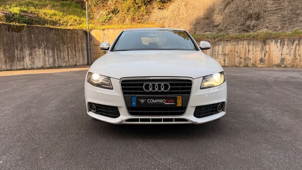Audi A4 2.TDi S-Line 143CV