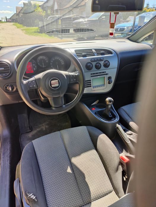 Auto osobowe Seat Leon 2 OC do 05.2026