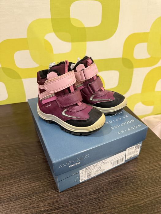 Дитячі зимові черевики geox flanfil 26 розмір